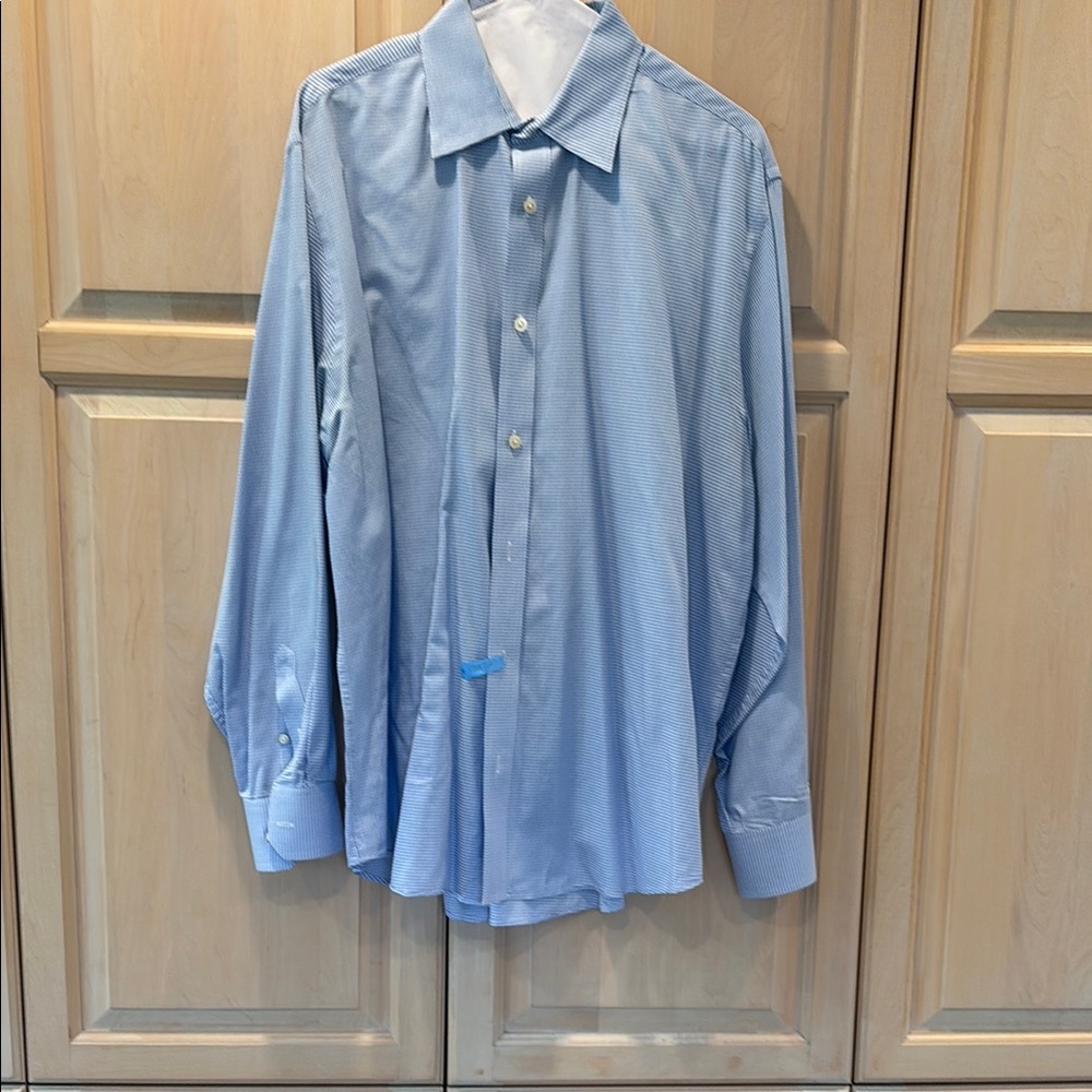 Banana Republic Blue Dress Shirt Lightweight Cotton